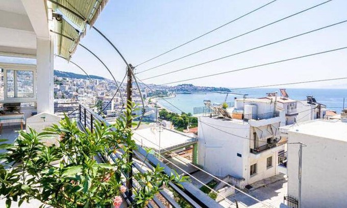 Kavala Apartment | 200 m² Apartment ∙ 5 bedrooms ∙ 12 guests