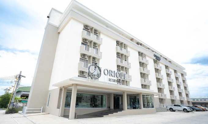 Racha Thewa Hotel | 24 m² Hotel ∙ 2 guests