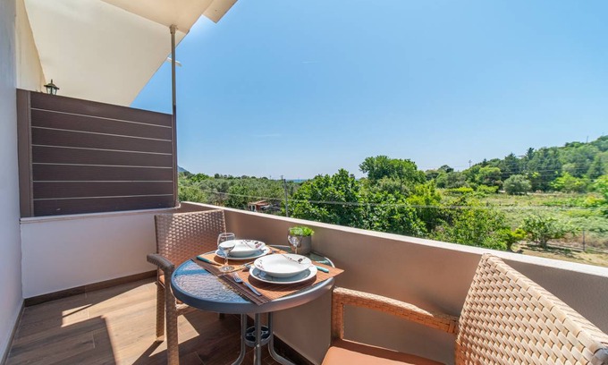Agios Georgios Pagon Apartment | 25 m² Studio flat ∙ 2 guests