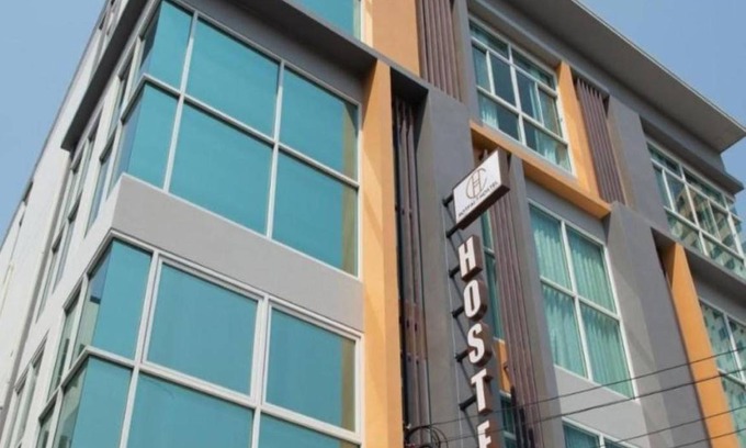 Rama 9 Hotel | 26 m² Hotel ∙ 4 guests