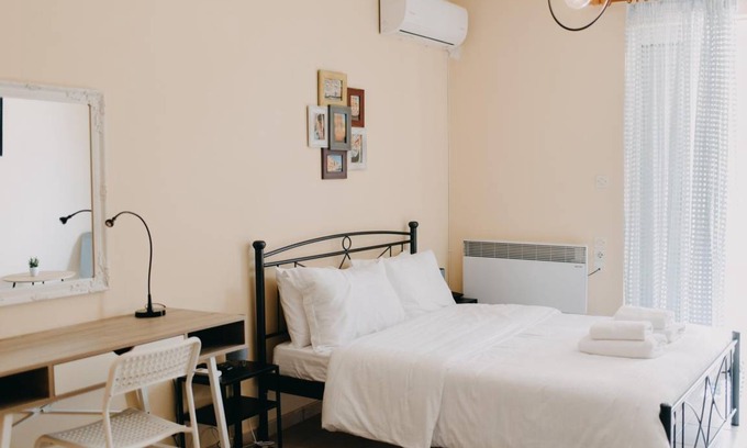 Patras Apartment | 30 m² Apartment ∙ 2 guests