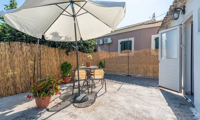 Argyrades House | 30 m² House ∙ 1 bedroom ∙ 3 guests