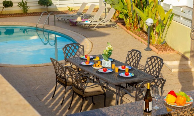 Kapparis Villa | 340 m² Villa ∙ 5 bedrooms ∙ 10 guests