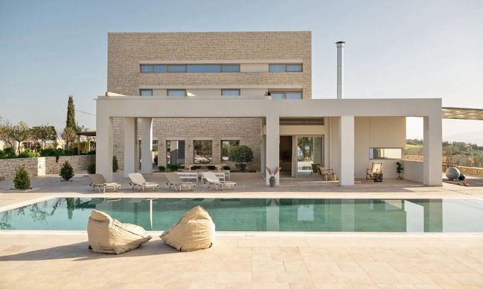 Archanes House | 500 m² House ∙ 5 bedrooms ∙ 10 guests