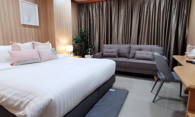 Phlabphla Apartment | 60 m² Apartment ∙ 1 bedroom ∙ 2 guests
