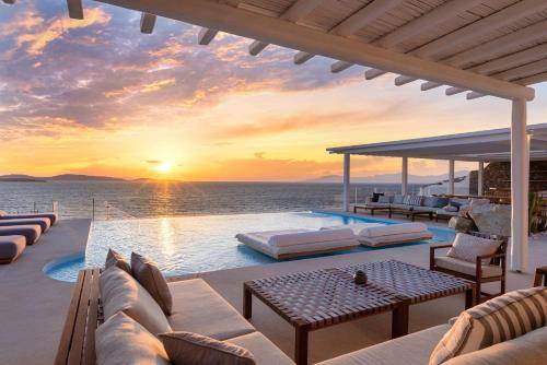 Agios Ioannis Apartment | 600 m² Apartment ∙ 10 bedrooms ∙ 20 guests