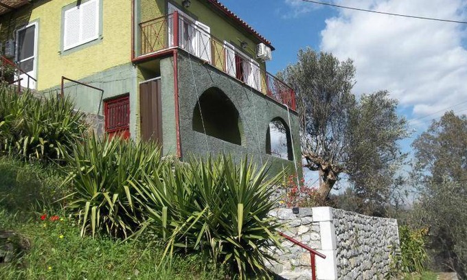 Karvelas House | 76 m² House ∙ 2 bedrooms ∙ 4 guests