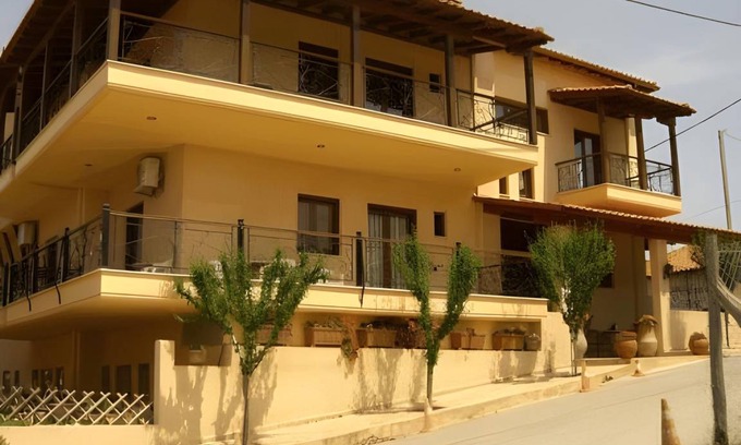 Ouranoupoli Bed & Breakfast | 80 m² Bed and breakfast ∙ 4 guests