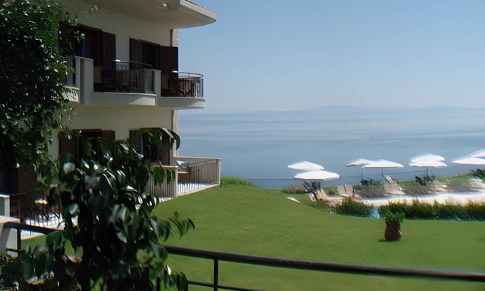 Afytos Apartment | 90 m² Serviced apartment ∙ 5 guests