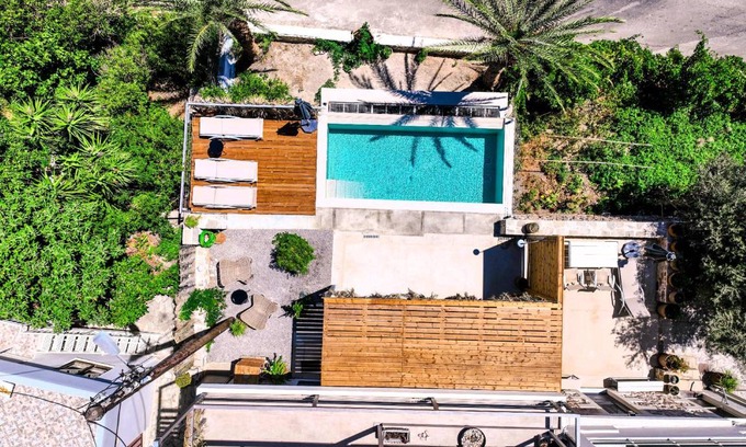 Rodakino House | 95 m² House ∙ 2 bedrooms ∙ 4 guests