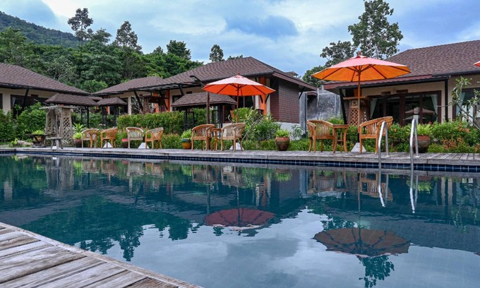 Na Mueang Hotel | 97 m² Hotel ∙ 2 bedrooms ∙ 127 guests