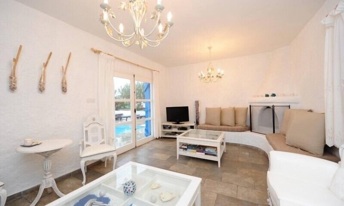 Pomos Villa | A sea view private villa.nn