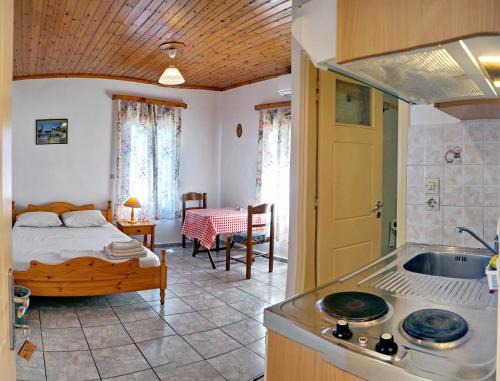 Lesvos Apartment | Angelos Rooms