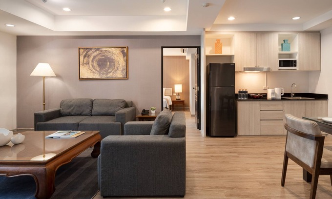 Ploenchit Apartment | Aspira Residence Ruamrudee