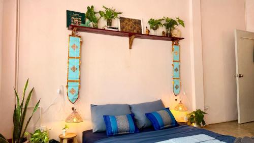 Talat Noi Hostel | Baan YentaFo - Pink House 2nd floor