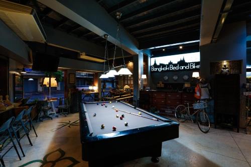 Wang Burapha Phirom Hostel | Bangkok Bed and Bike