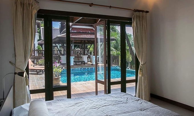 Mae Pim Villa | Beach villa with sea view in Cape Mae Phim, private pool.