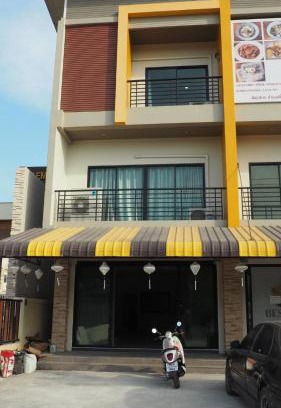 Bang Pa-in Hostel | Bed&Breakfast@Bangpa-in Hostel