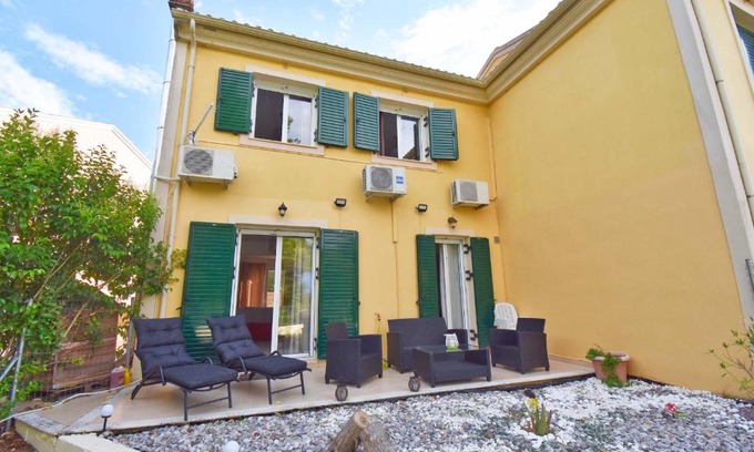 Corfu House | Casa Georgia