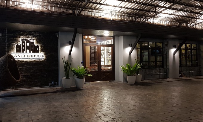 Ratchathewi Hotel | Castle Black Bangkok