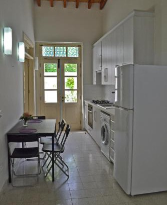 Nicosia House | Chris House