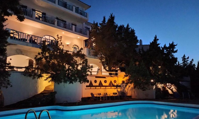 Armenistis Hotel | Daidalos Hotel