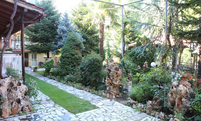 Loutraki Apartment | Germanos Studios