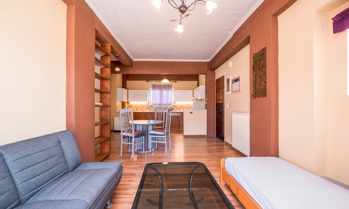 Ag. Georgios Apartment | Southgate 6
