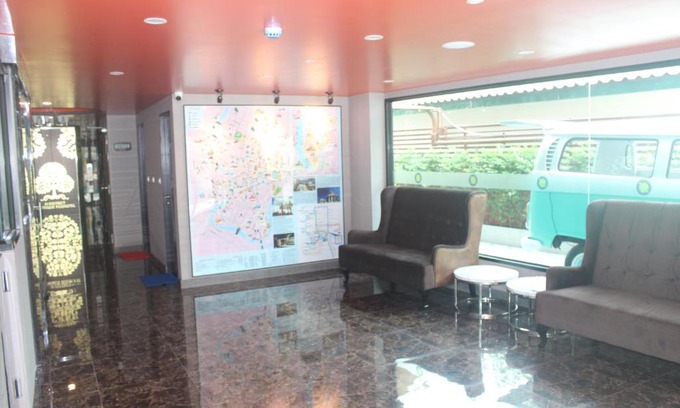 Ploenchit Hostel | H-District Boutique Poshotel