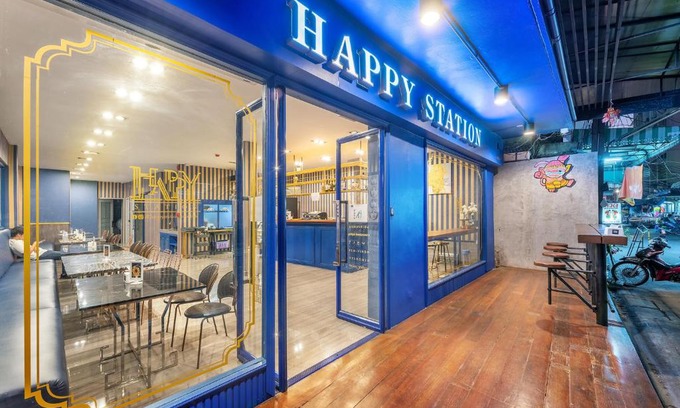 Hua Lamphong Hostel | Happy Station Bangkok