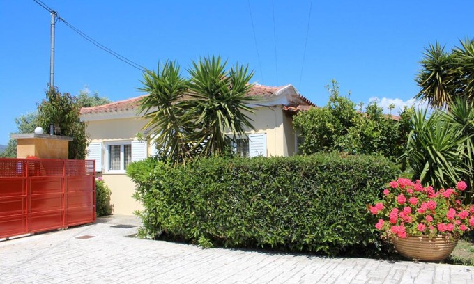Pylos-Nestoras House | Holiday Home Orfanos