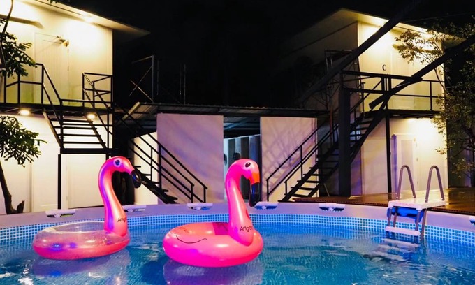 Phasi Charoen Hostel | Hostel ∙ 8 guests