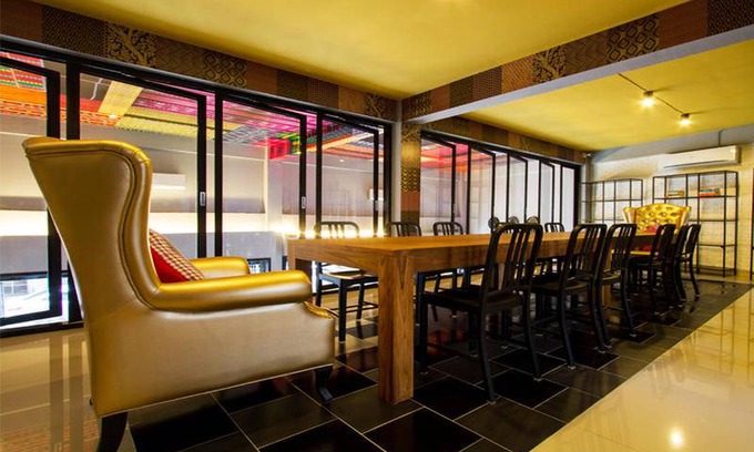 Silom Hostel | Hostel ∙ 8 guests