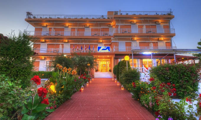 Pineios Hotel | Hotel Taxiarhis