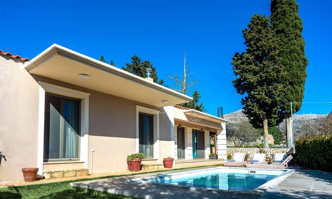 Argostoli Town House | La Casa di Athena Villa