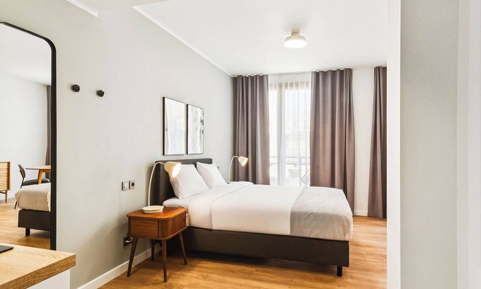 Piraeus Apartment | Limehome Piraeus Iris
