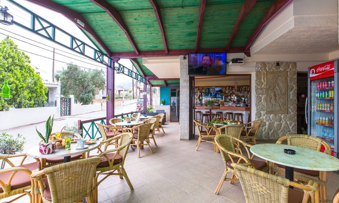 Malia Hotel | Litsa Studios