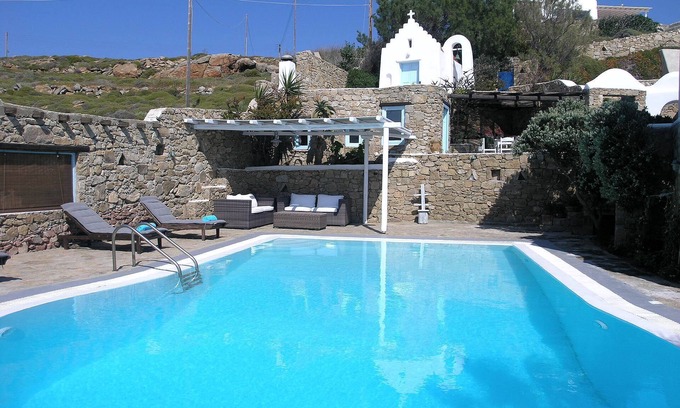 Fanari House | Luxurius Villa