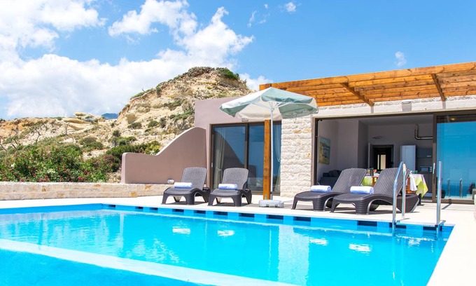 Frangokastellon Villa | Mary 1 Waterfront villa, Private pool, South Crete