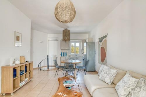 Aliki Apartment | Olive & Stone Residence