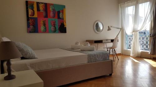 Athens City Centre Apartment | Orange Apartment - Athens Center, 3 BD, 1.5 BATH
