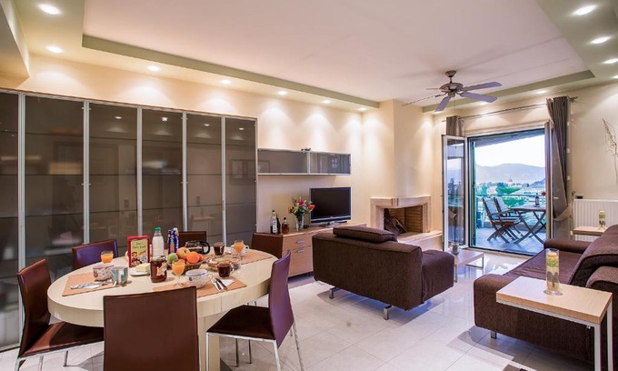 Corfu Town Apartment | Pennie's Lux Appartement