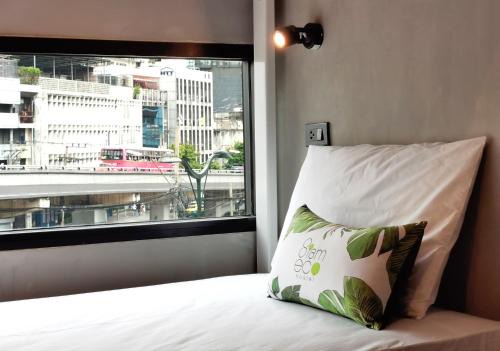 Thanon Phetchaburi Hostel | Siam Eco Hostel