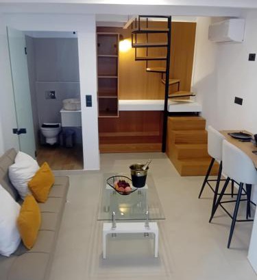 Old Town Apartment | Sotoportego