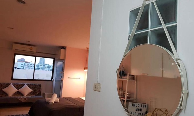Huai Khwang Apartment | Sweet Honey Tossed Private Condo