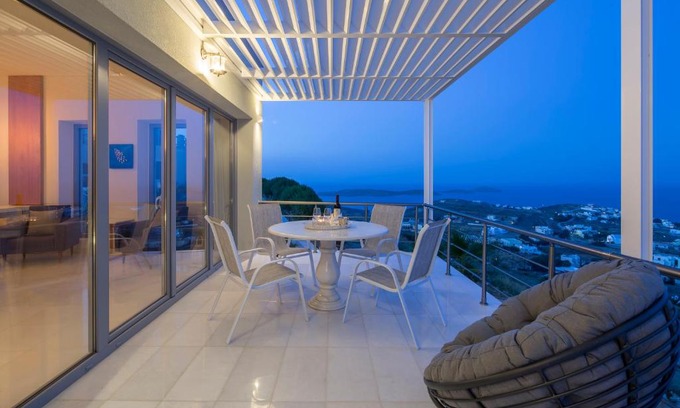 Azolimnos House | Syros Luxury Living