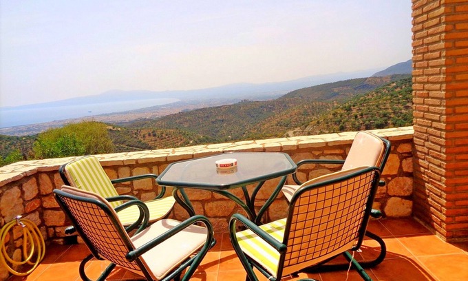 Diasella Apartment | Traditional Holiday Home Sofia, Traditional Holiday Home Sofia