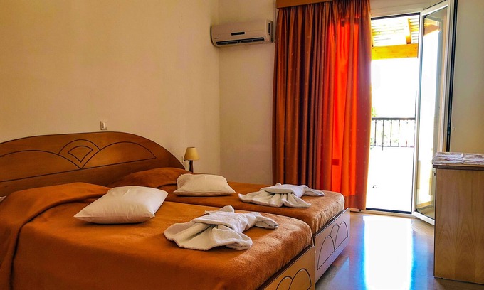 Saoulatika Apartment | Tria Adelphia | Arillas | Room 15