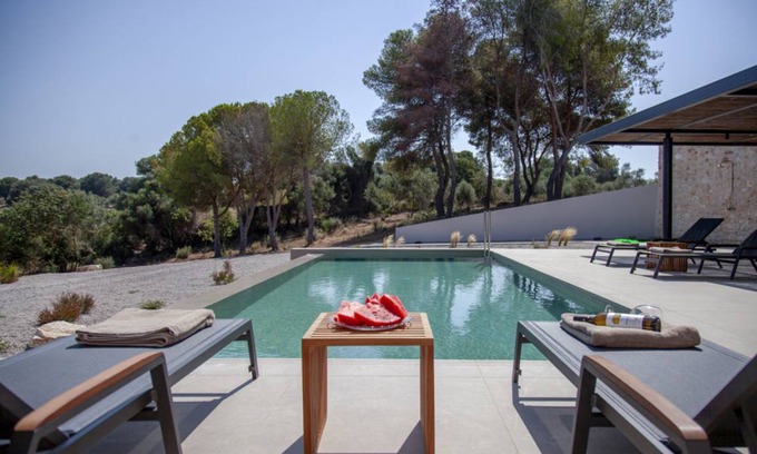 Amfilochia Villa | Villa ∙ 2 bedrooms ∙ 4 guests