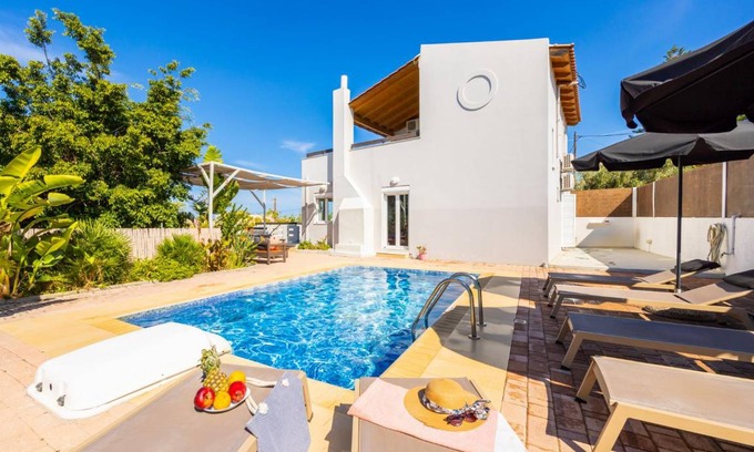 Adelianos Kampos Villa | Villa ∙ 3 bedrooms ∙ 6 guests